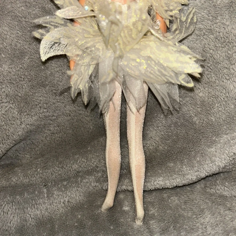 Vintage 1991 MATTEL Swan Lake Queen ODETTE Ballet Music Box BARBIE E2‎